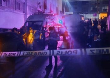 Düğünde tartıştığı yaşlı adamı taşla öldürdü