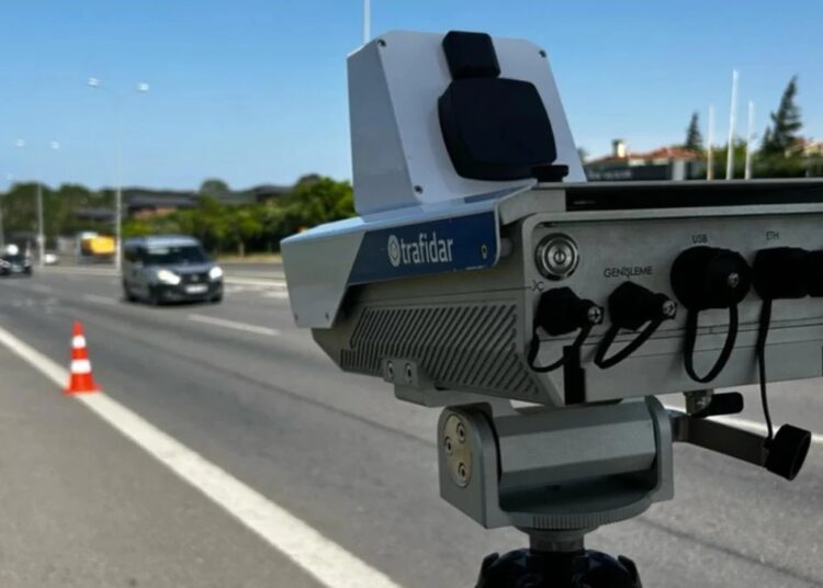 Bakan Yerlikaya'nın duyurduğu yeni radar sistemi devrede 1 Bakan Yerlikaya’nın duyurduğu yeni radar sistemi devrede