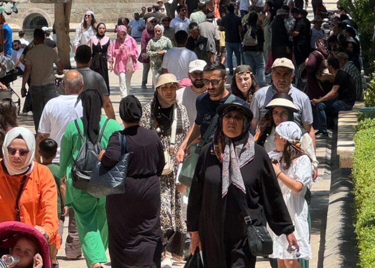 Şanlıurfa’da termometreler 48 dereceyi gösterdi