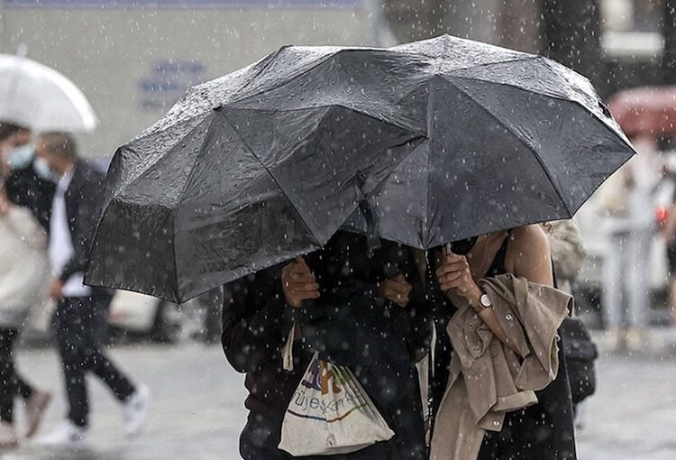 Yağışlı havalar devam: Meteorolojiden 10 kent için sarı kodlu uyarı 1 Meteoroloji’den çok sayıda il için uyarı: Sağanak yağış ve kuvvetli rüzgar bekleniyor
