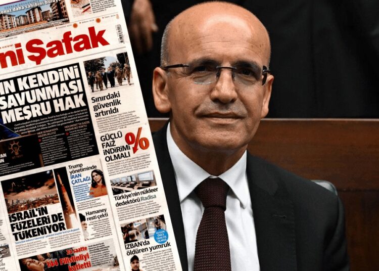 Şimşek'i eleştiren yandaş Yeni Şafak gazetesi güçlü faiz indirimi istedi 1 Şimşek’i eleştiren yandaş Yeni Şafak gazetesi güçlü faiz indirimi istedi