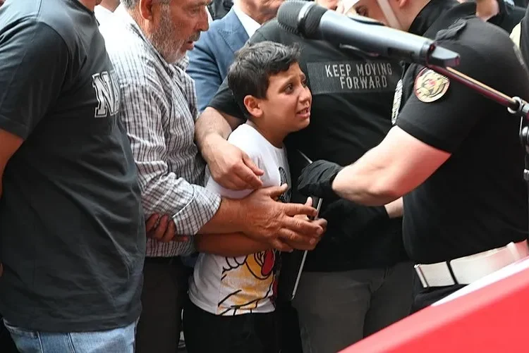 Halim Yılmaz yazdı I Kamusal sorumsuzluk, “şehitlik” güzellemesiyle örtülüyor 1 Halim Yılmaz yazdı I Kamusal sorumsuzluk, “şehitlik” güzellemesiyle örtülüyor