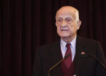 HSK, İnan Kıraç hakkındaki davalarla ilgili inceleme başlattı