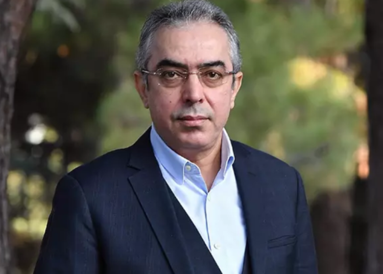 Mehmet Uçum: Erdoğan’ın yeniden adaylığı için 360 vekil yeterli 1 Mehmet Uçum: Erdoğan’ın yeniden adaylığı için 360 vekil yeterli