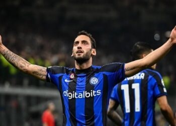 Hakan Çalhanoğlu, son kararını açıkladı