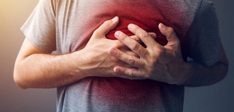 Kalp krizinin 7 sinsi belirtisi: Hayat kurtaran ipuçları