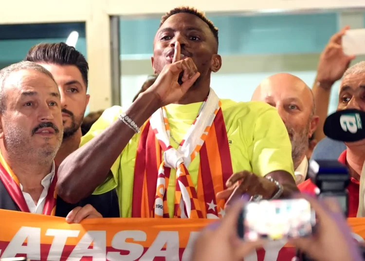 Osimhen'den müjdeli haber: İstanbul'a geleceği tarih belli oldu 1 Osimhen’den müjdeli haber: İstanbul’a geleceği tarih belli oldu