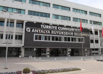 Antalya Büyükşehir’e operasyon: 3 kişi daha gözaltına alındı