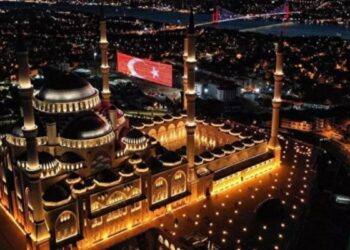 15 Temmuz’un yıldönümünde tüm camilerde selalar okundu