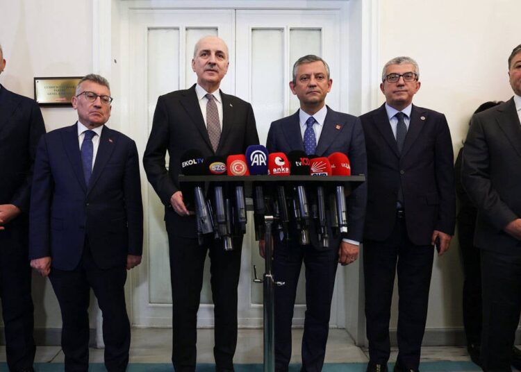 CHP ile TBMM Başkanı Numan Kurtulmuş'un görüşmesi ertelendi 1 CHP ile TBMM Başkanı Numan Kurtulmuş’un görüşmesi ertelendi