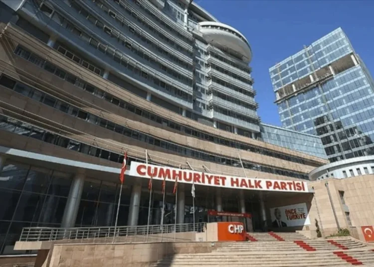 CHP, bazı kanunlar ve 375 sayılı KHK'deki değişikliğin iptali için AYM'ye başvurdu 1 CHP, bazı kanunlar ve 375 sayılı KHK’deki değişikliğin iptali için AYM’ye başvurdu