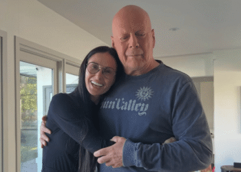 Demans hastası Bruce Willis’ten üzücü haber: Artık konuşamıyor, okuyamıyor ve yürüyemiyor