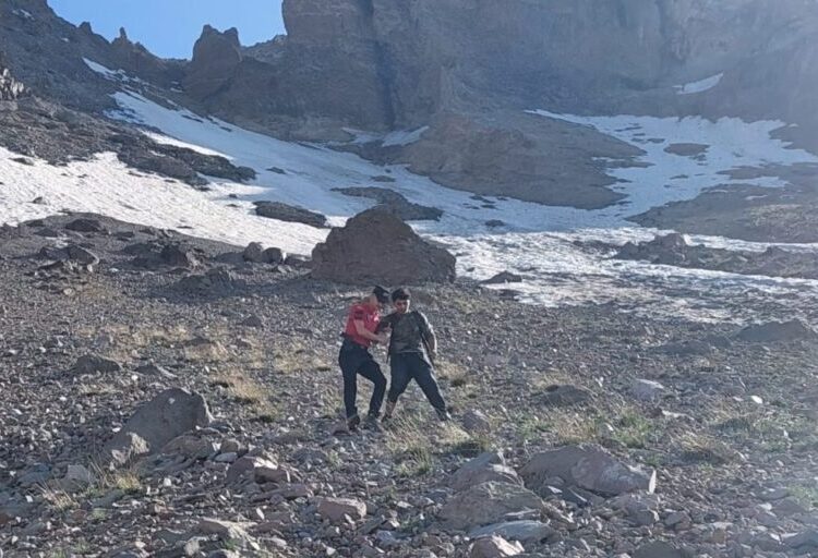 Erciyes Dağı’nda mahsur kalan amatör dağcı kurtarıldı 1 Erciyes Dağı’nda mahsur kalan amatör dağcı kurtarıldı