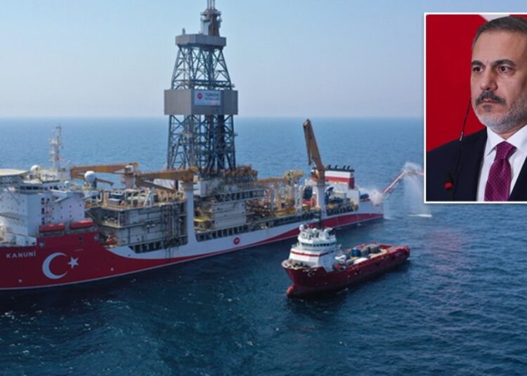 Fidan duyurdu: Türkiye, Pakistan'da petrol ve doğalgaz arayacak 1 Fidan duyurdu: Türkiye, Pakistan’da petrol ve doğalgaz arayacak