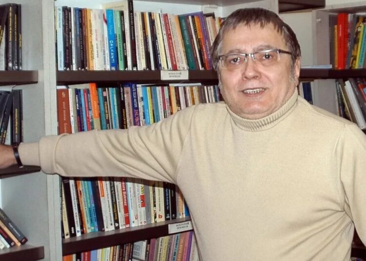 Gazeteci Hikmet Çetinkaya yaşamını yitirdi 1 Gazeteci Hikmet Çetinkaya yaşamını yitirdi