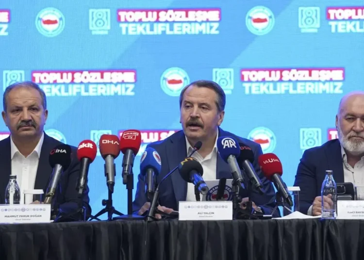 Memur-Sen zam teklifini açıkladı 1 Memur-Sen zam teklifini açıkladı