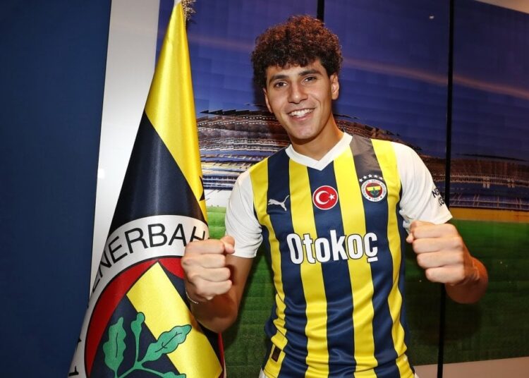Fenerbahçe 550 bine aldığı Omar Fayed'i 5 milyon Euro’ya satacak 1 Fenerbahçe 550 bine aldığı Omar Fayed’i 5 milyon Euro’ya satacak