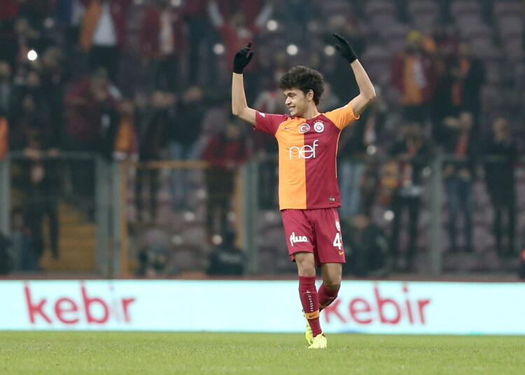 Galatasaray tarihine geçen genç yetenek, 22 yaşında kulüpsüz kaldı 1 Galatasaray tarihine geçen genç yetenek, 22 yaşında kulüpsüz kaldı