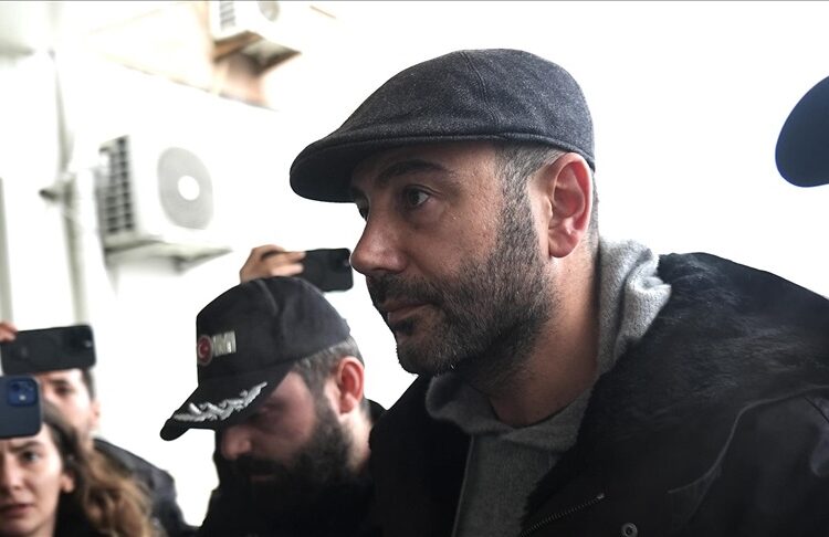 Tutuklu Beşiktaş Belediye Başkanı Akpolat'ın baldızı da gözaltına alındı 1 Tutuklu Beşiktaş Belediye Başkanı Akpolat’ın baldızı da gözaltına alındı