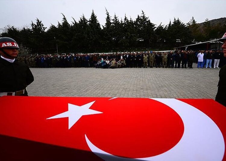 Kayalık bölgeden düşen uzman çavuş şehit oldu 1 Kayalık bölgeden düşen uzman çavuş şehit oldu