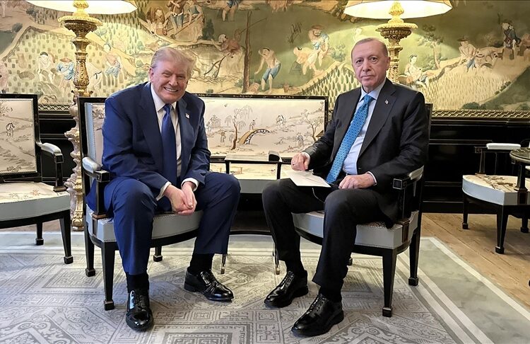 The Economist, ABD’nin CHP operasyonlarına sessizliğini yazdı: Trump, Erdoğan’a açık çek verdi