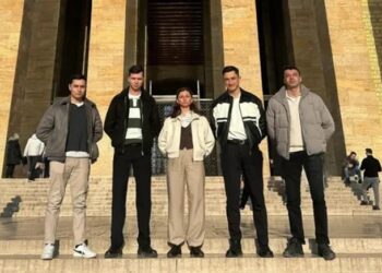 Genelkurmay’dan ihraç edilen teğmenlere orduevi yasağı