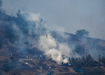 İzmir’deki yangınlarda 110 konut ağır hasar aldı