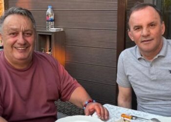 İsmail Türüt, kırmızı bültenle aranan iş insanıyla yemeğe çıktı