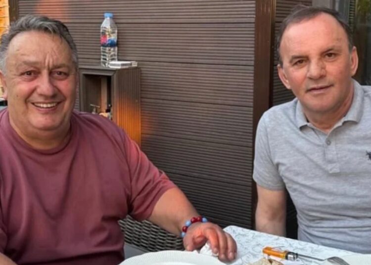 İsmail Türüt, kırmızı bültenle aranan iş insanıyla yemeğe çıktı
