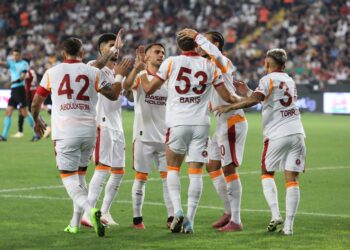 Galatasaray’dan açılış tarifesi: Gaziantep’e 3 gol