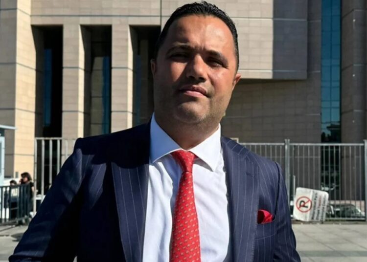 Epözdemir dosyasına bakanlıktan müdahale iddiası 1 Avukat Rezan Epözdemir ‘rüşvet’ suçlamasıyla tutuklandı