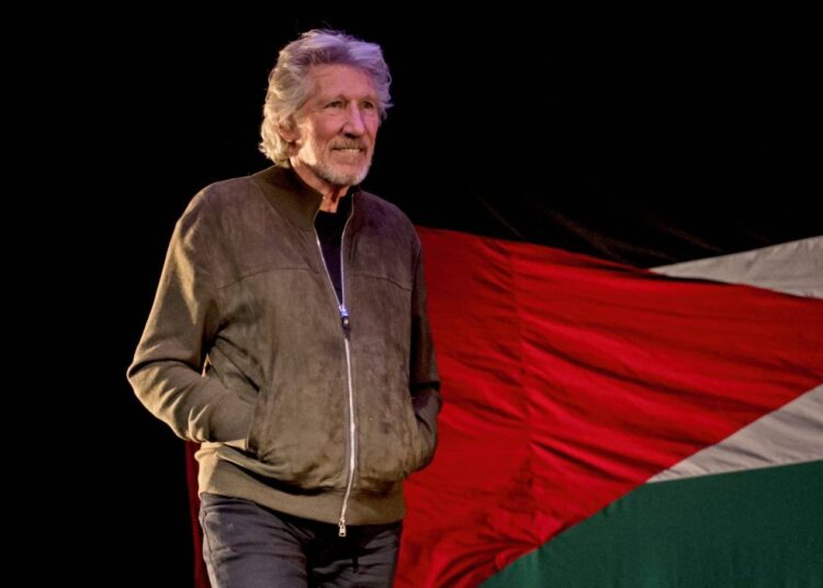 Efsane müzisyen Roger Waters, vahşice katledilen Filistinli kadınlar için beste yaptı