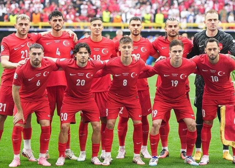 Gürcistan ve İspanya karşısında forma giyecek oyuncular belli oldu 1 Gürcistan ve İspanya karşısında forma giyecek oyuncular belli oldu