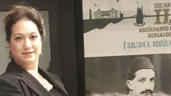 Abdülhamid'in torunundan ekonomi eleştirisi: 'Hükümetimiz bir çalışma yaptı mı?' 1 Abdülhamid’in torunundan ekonomi eleştirisi: ‘Hükümetimiz bir çalışma yaptı mı?’