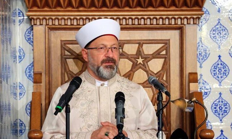 Diyanet'in Cuma hutbesi: Kız çocuğunun yarı mirası kabul etmemesi kul hakkı 1 Diyanet’in Cuma hutbesi: Kız çocuğunun yarı mirası kabul etmemesi kul hakkı