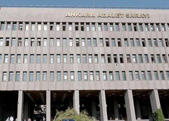 Dışişleri'ne FETÖ operasyonu: 10 gözaltı 4 e-imza ile sahte diploma skandalı: 199 sanığın hakim karşısına çıkacağı tarih belli oldu