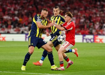 Fenerbahçe’den Devler Ligi’ne veda: Kerem Aktürkoğlu attı, Benfica coştu