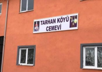 Muhtar Cemevi’nde ezan okuttu: Soruşturma başlatıldı