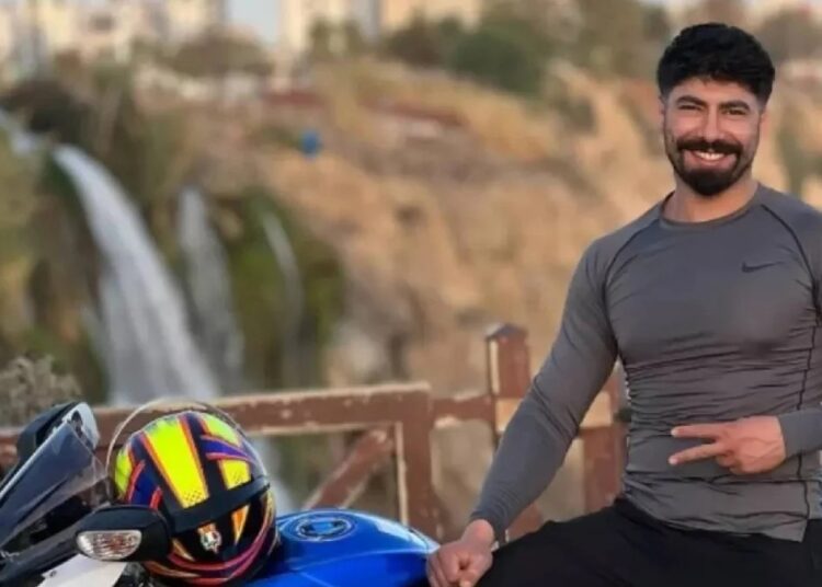 Sosyal medya fenomeni Deniz Servan Narin trafik kazasında hayatını kaybetti 1 Sosyal medya fenomeni Deniz Servan Narin trafik kazasında hayatını kaybetti
