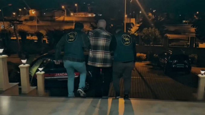 EPDK 26 şirkete lisans verdi 1 Kırmızı bültenle aranan 11 kişi Türkiye’ye getirildi