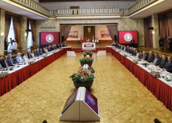 DEM Parti’nin önerisi kabul edildi: Komisyona üç yeni isim seçilecek