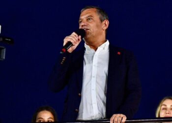 Özgür Özel’den komisyon açıklaması: CHP’nin olduğu yerde kimse milletten bir şey gizleyemez