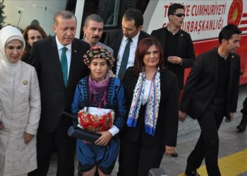 CHP’li Aydın Büyükşehir Belediye Başkanı Çerçioğlu AKP’ye geçiyor