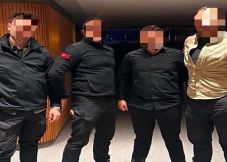 Sahte polislerin foyası ortaya çıktı: Cumhurbaşkanlığı forsu kullanan çete çökertildi