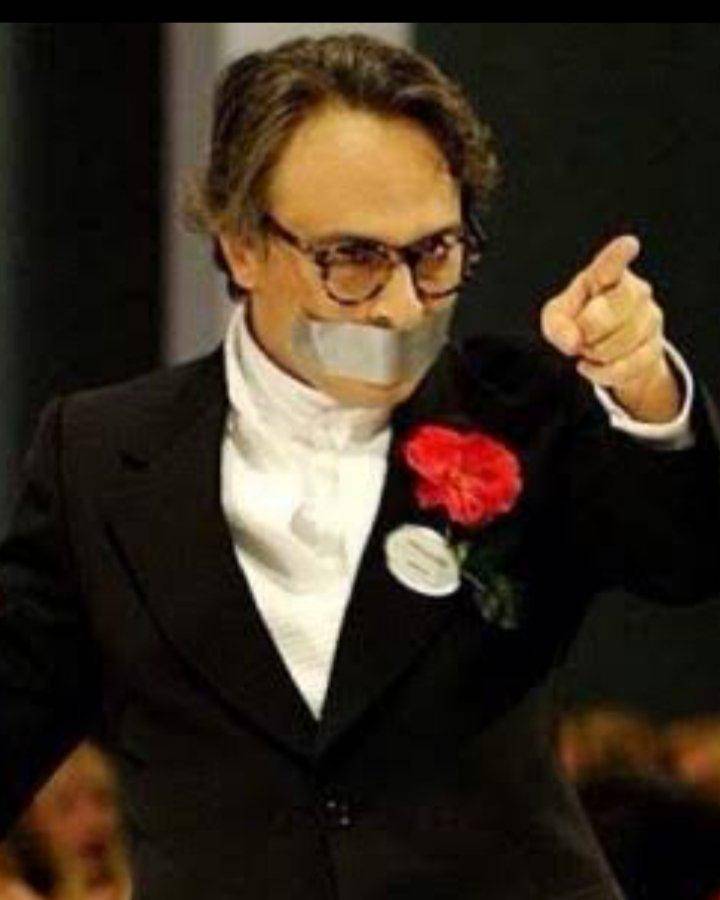 Barbaros Şansal: Türkiye artık giyinmiyor, ya soyunuyor ya da örtünüyor 5 Barbaros Şansal: Türkiye artık giyinmiyor, ya soyunuyor ya da örtünüyor