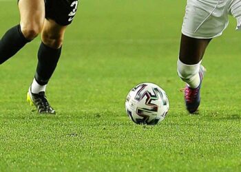 TFF kararı: Fenerbahçe, Beşiktaş ve Başakşehir’in ilk hafta maçları ertelendi