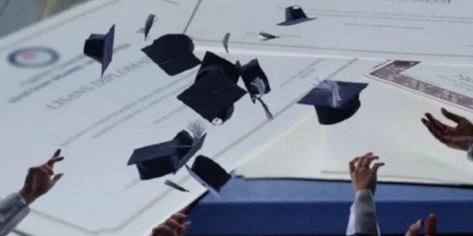 İşte diploma skandalındaki 400 kişinin listesi 1 İşte diploma skandalındaki 400 kişinin listesi