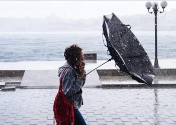 İstanbul için fırtına uyarısı yapıldı