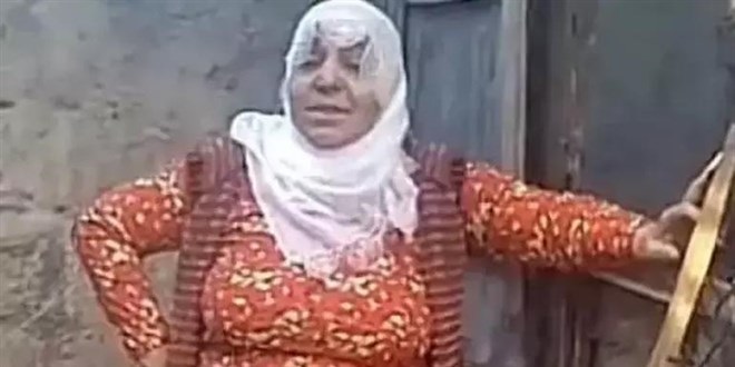 Ormana götürdükleri yaşlı kadını öldürüp altınlarını aldılar 1 Ormana götürdükleri yaşlı kadını öldürüp altınlarını aldılar