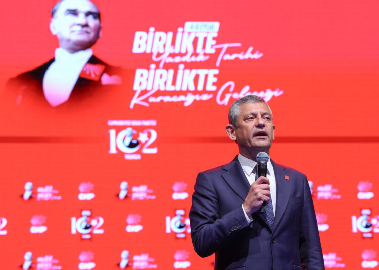 Özgür Özel’den Erdoğan’a: Sokağa çağırmak icap ettiği gün hiç tereddüt etmem
